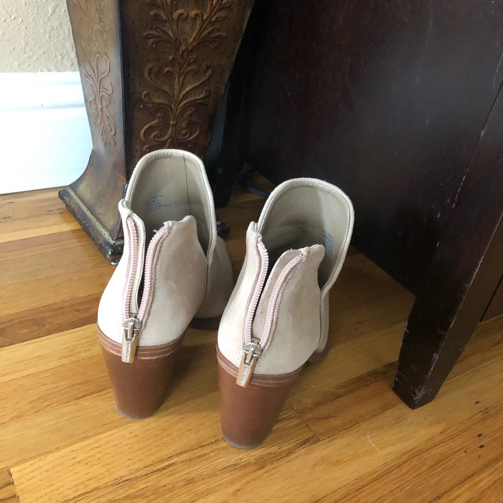 Vince Camuto Ankle Booties